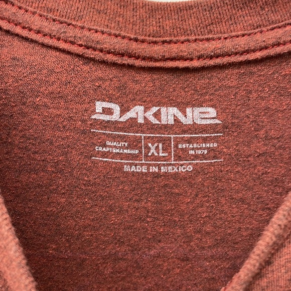 Dakine quality craftsmanship short sleeve tee men sz XL - Picture 6 of 8